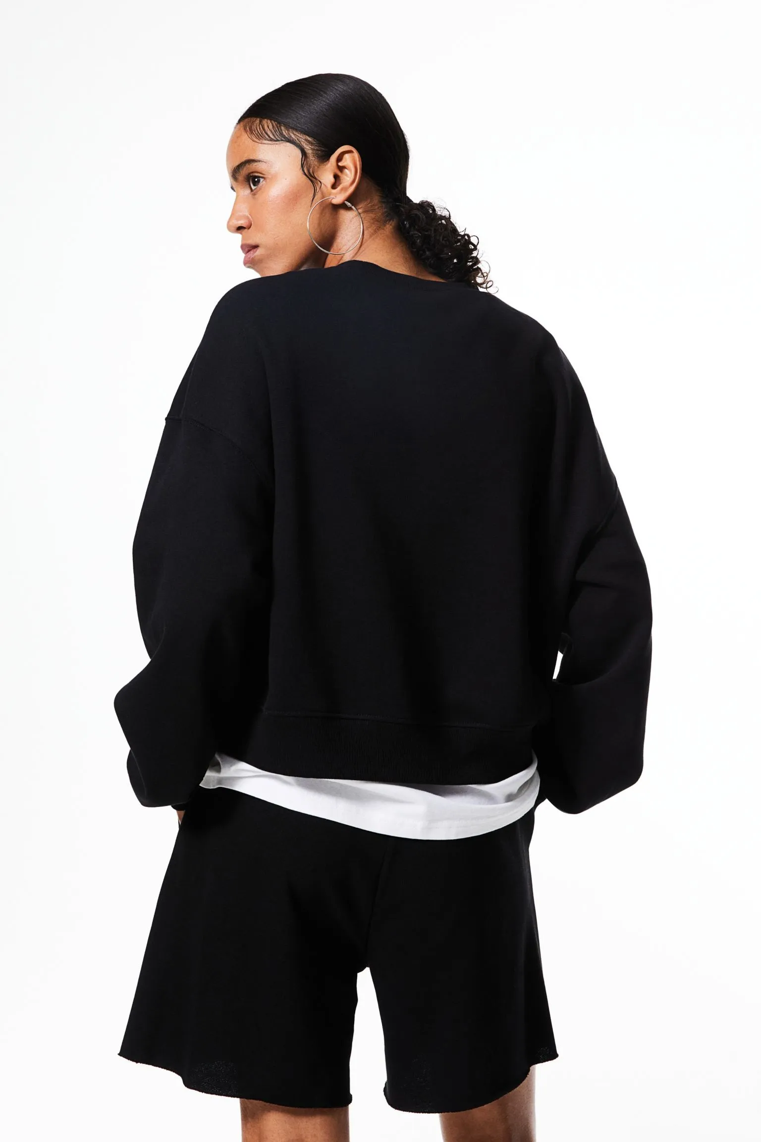 H&M Embroidered shorts, black